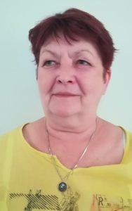 Igaz Béláné : adminisztrátor