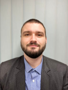 Steiner Viktor : válogatóüzem vezető