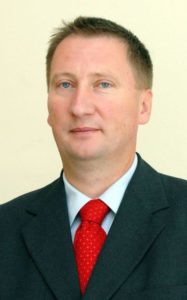 Dr. Leitol Csaba : ügyvezető