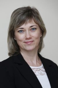 Dr. Miklósa Mária : jogi koordinációs vezető